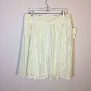 NWT Liz Claiborne A-line Skirt Size 14 Womans White Eyelet Overlay Lined Pleated